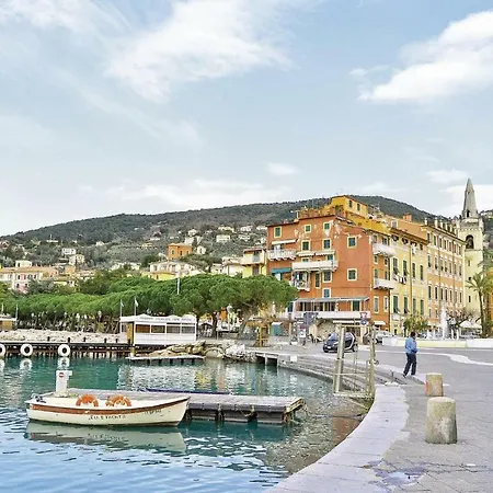 Apartmán 0-bedroom In Ortonovo Marinella di Sarzana