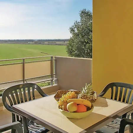 0-bedroom In Ortonovo Marinella di Sarzana